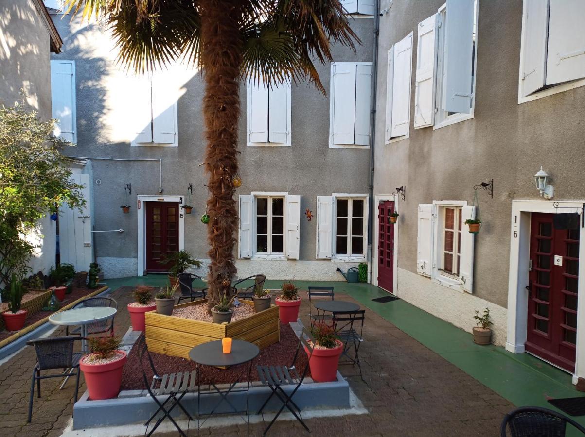 Hotel Confort 09 Ou Hc-09 Tarascon-sur-Ariège Exterior foto